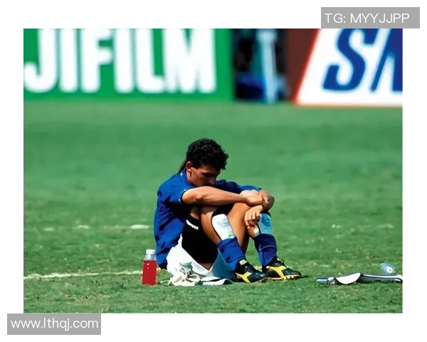 足球球星长途飞行中的私密时光与独特习惯揭秘